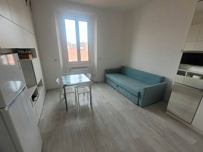 Appartamento monolocale in affitto in Via Giulio Romano, Porta Romana Medaglie dOro, Milano