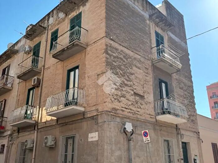 Appartamento bilocale in vendita in Via Luigi Settembrini, Trapani