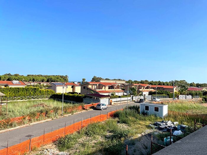 Casa con 6 locali in vendita in Strada Statale, Borgia