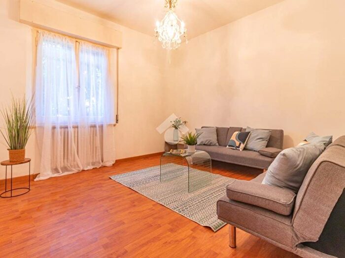 Appartamento quadrilocale in affitto in Viale Quarto dei Mille, Centro, Cervia