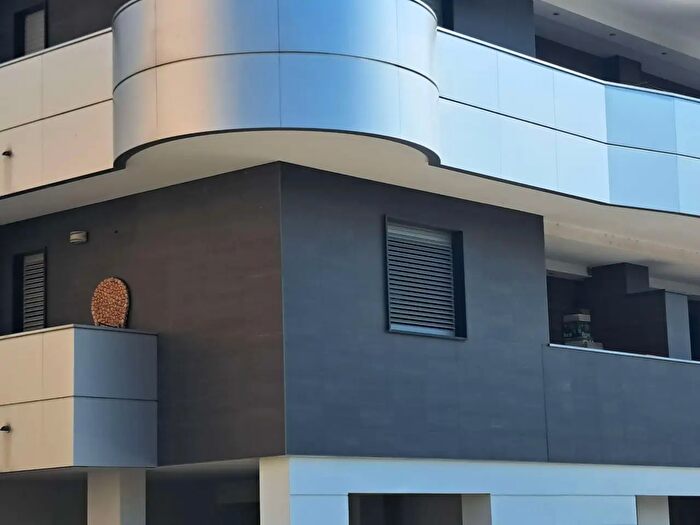 Appartamento bilocale in vendita in Viale Castelfidartdo, Pinerolo