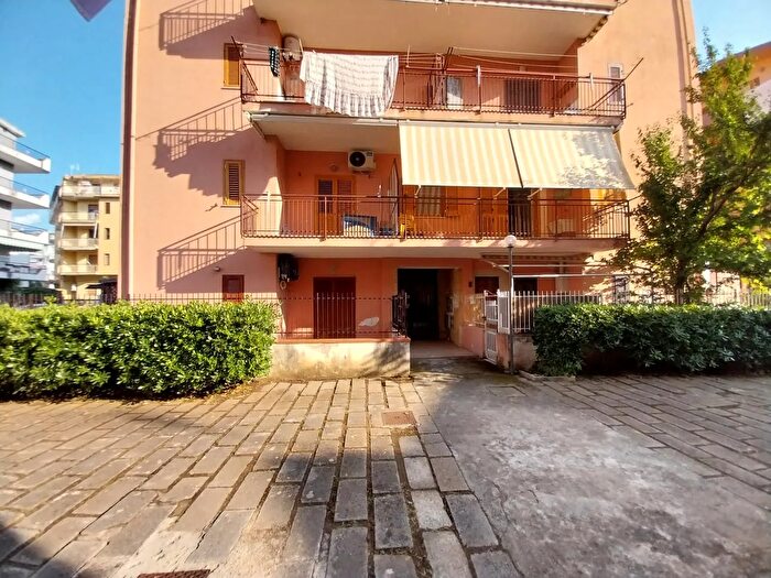 Appartamento trilocale in vendita in Scalea