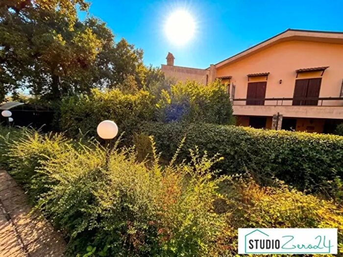 Casa quadrilocale in vendita in Via Cappuccini, Orte