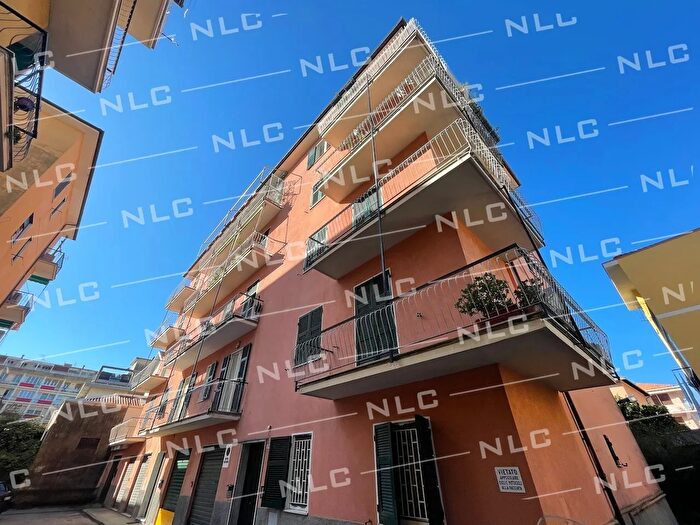 Appartamento trilocale in vendita in Lavagna