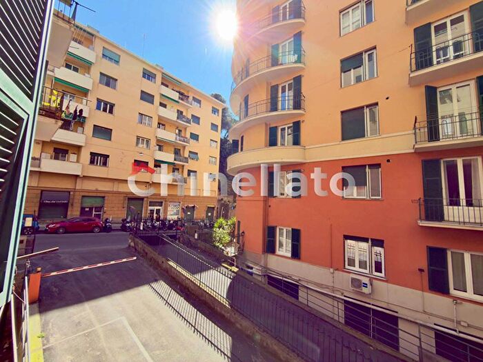 Appartamento quadrilocale in affitto in Via Donghi, San Fruttuoso, Genova