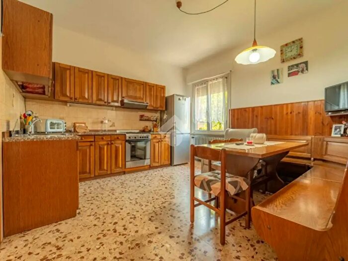 Appartamento con 5 locali in vendita in Via Gelmetto, Verona