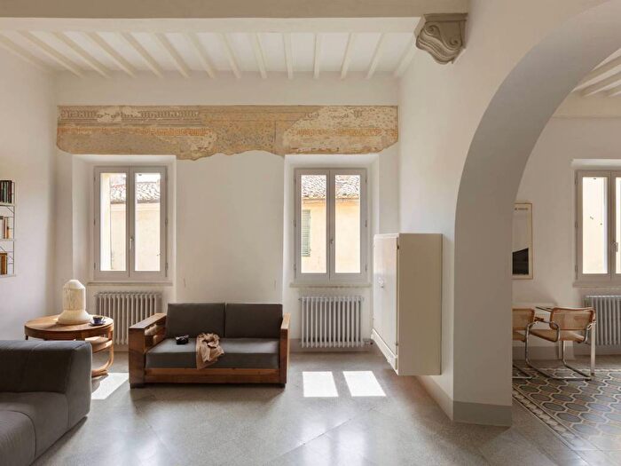 Casa con 6 locali in affitto in Montisi, Montalcino