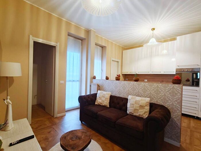 Appartamento trilocale in affitto in Via Sporting Mirasole, Noverasco Sporting Mirasole, Opera