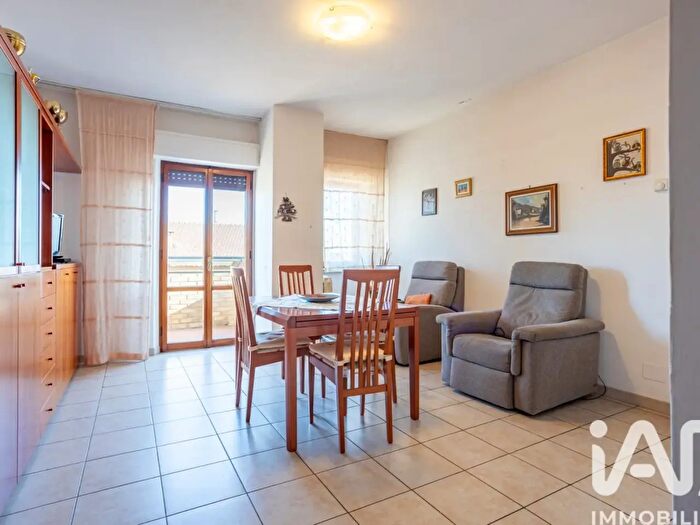 Appartamento trilocale in vendita in Via Antonio Vinciguerra, Recanati