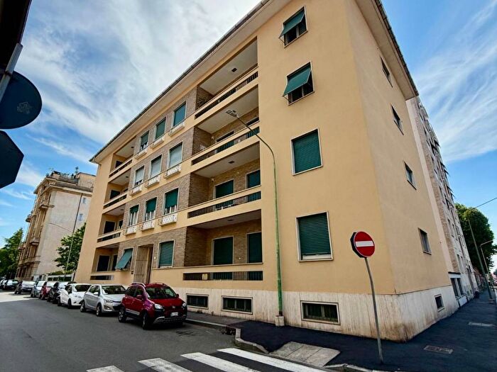 Appartamento con 6 locali in affitto in Via Silvestro Bajardi, Novi Ligure