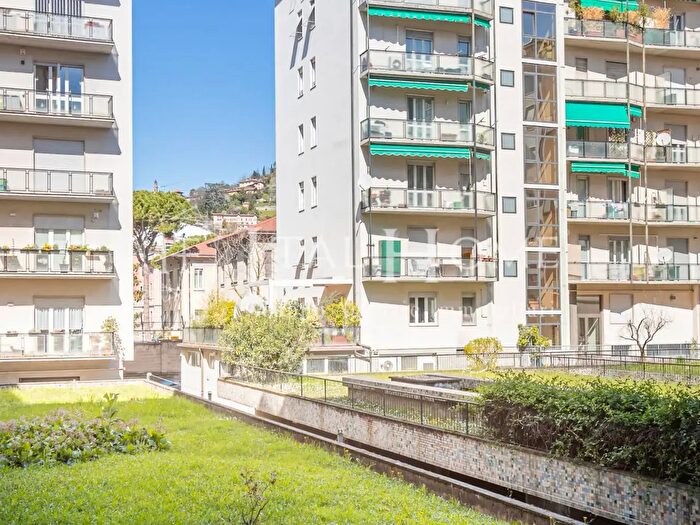 Appartamento quadrilocale in vendita in Via XXIV Maggio, Bergamo