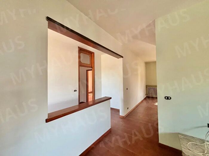 Casa con 7 locali in vendita in Via Cesenatico, Cesenatico