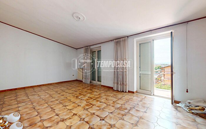 Appartamento trilocale in vendita in Via Antonio Gramsci, Gricignano Di Aversa