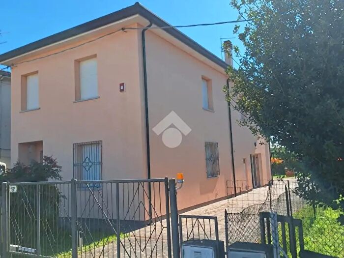 Casa con 5 locali in vendita in Via Sottofiume Boncellino, Bagnacavallo