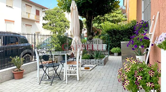 Casa quadrilocale in vendita in Via dei Garibaldini Forlimpopoli Forlìcesena Forlimpopoli, Forlimpopoli