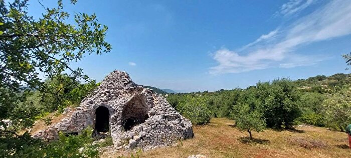 Casa trilocale in vendita in Specchi di Cisternino, Cisternino