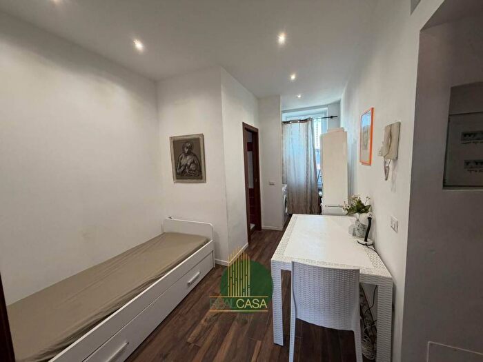 Appartamento bilocale in affitto in Via Riva di Trento, Corvetto, Milano