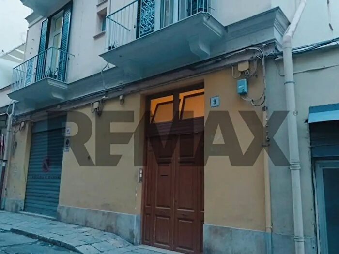 Appartamento trilocale in affitto in Via Somalia, Bari