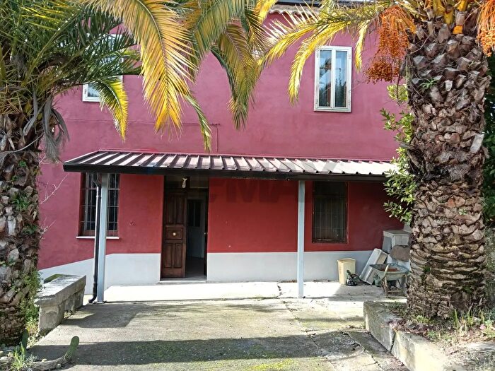Casa con 5 locali in vendita in Cda Coste, Morcone