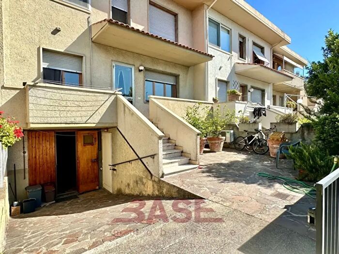 Appartamento con 6 locali in vendita in Via Vittorio Occorsio, Cecina