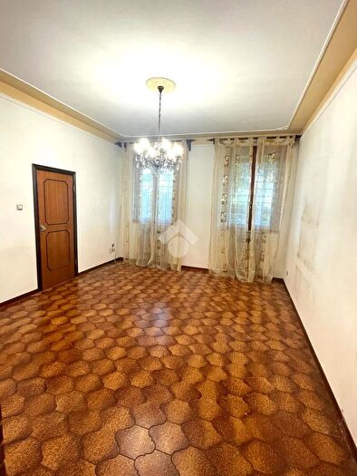 Casa con 7 locali in vendita in Via Comacchio, Ferrara