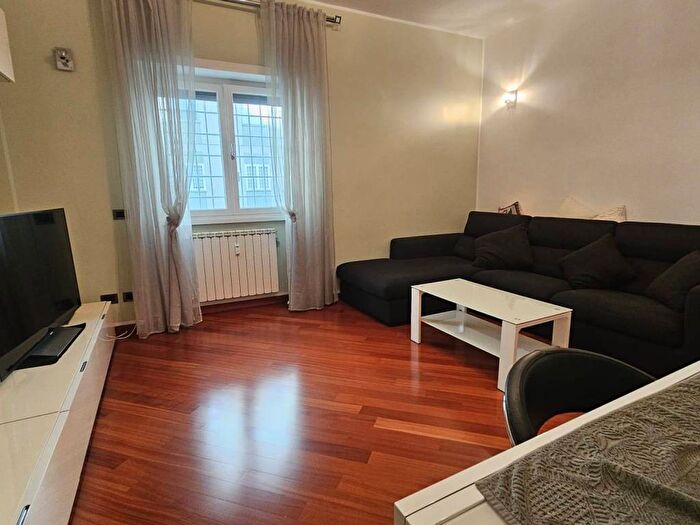 Appartamento trilocale in affitto in Via di Valle Melaina, Tufello, Roma