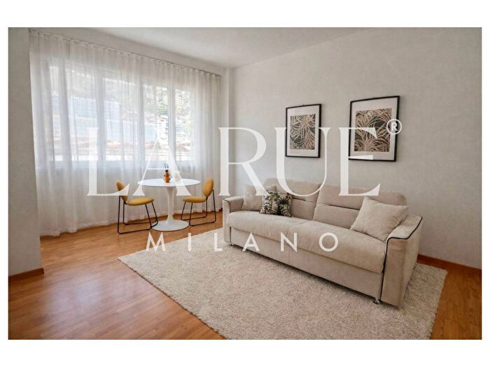 Appartamento monolocale in affitto in Viale Innocenzo XI, Viale Varese Crocifisso, Como