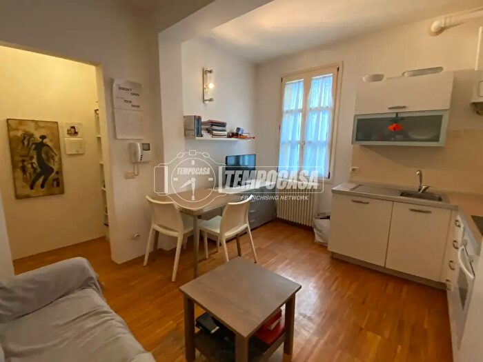 Appartamento bilocale in vendita in Via delle Rose, Modena