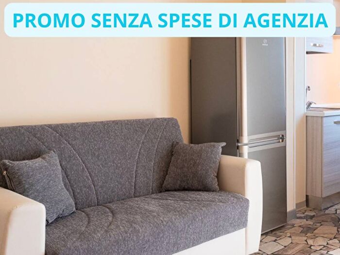 Appartamento bilocale in affitto in Viale Carlo Espinasse, Certosa, Milano
