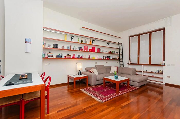 Appartamento bilocale in vendita in Milano