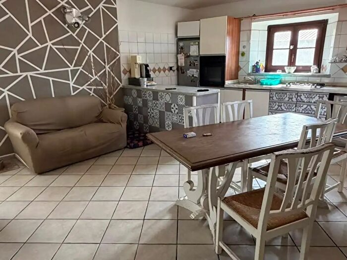 Appartamento quadrilocale in affitto in Carrara