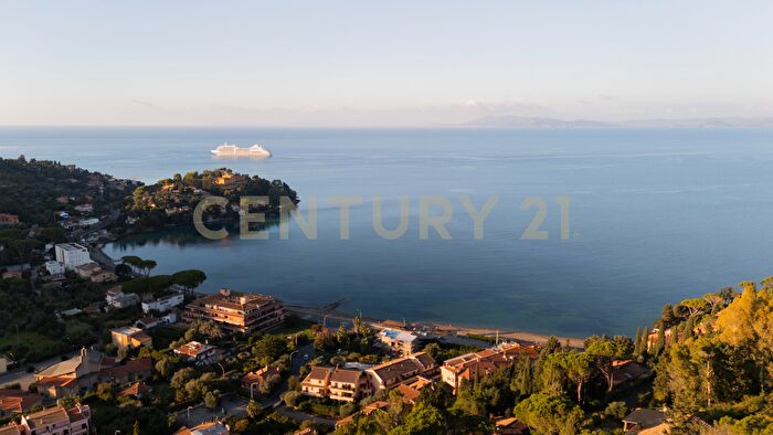 Casa con 6 locali in vendita in Via Costa degli Ulivi, Monte Argentario