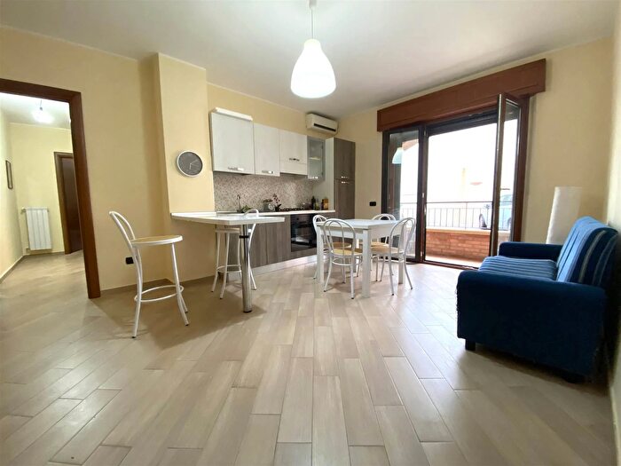 Appartamento trilocale in affitto in Catanzaro