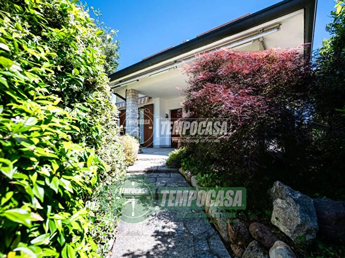 Casa quadrilocale in vendita in Via Bassano del Grappa, Nerviano
