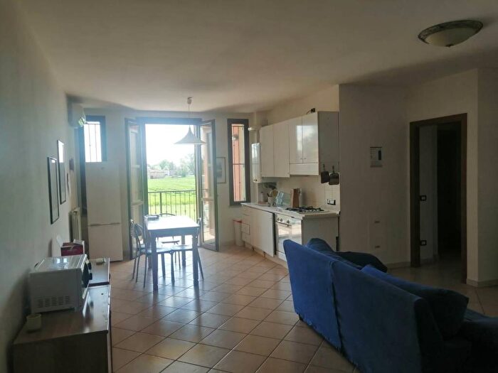 Appartamento trilocale in affitto in Via Adolfo Grassi, Masone Gavasseto, Reggio Emilia