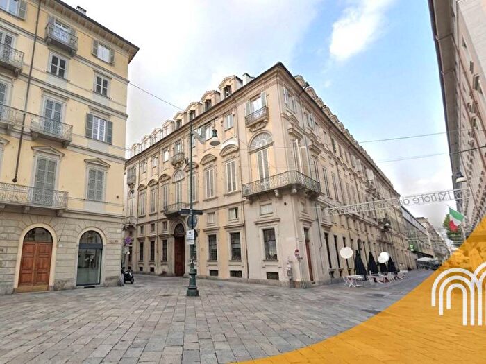 Appartamento bilocale in affitto in via Cavour, Via Roma, Torino