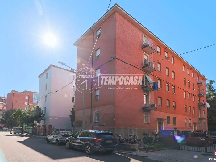 Appartamento quadrilocale in vendita in Bologna