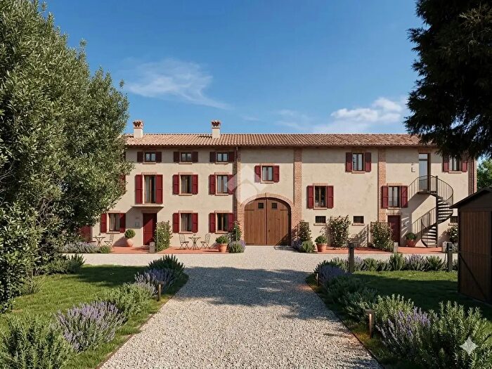 Casa con 5 locali in vendita in Via Gazzata, San Martino In Rio