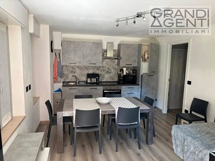 Appartamento bilocale in affitto in Via Giorgione, Garda