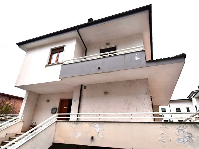 Appartamento con 8 locali in vendita in Via Annunziata, SantArsenio