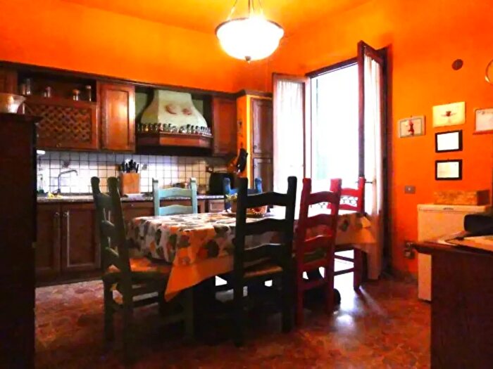 Casa quadrilocale in vendita in Via delle Lame, Empoli