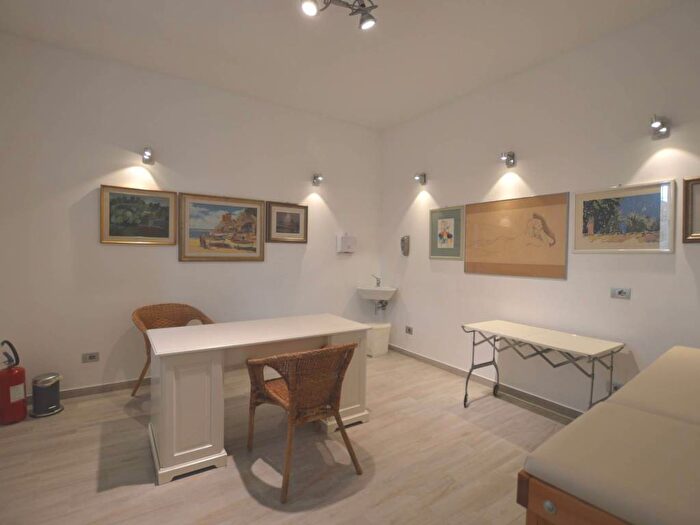 Casa bilocale in affitto in Via Angelo Teotti, Abbiategrasso
