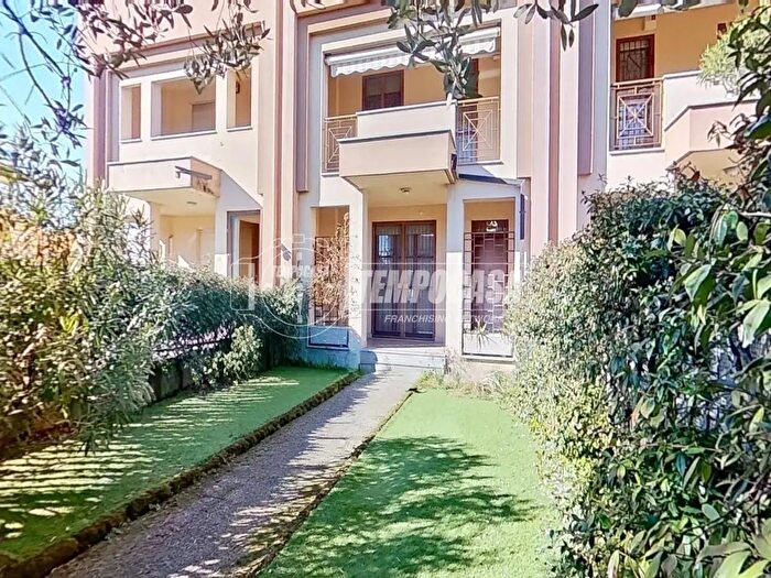 Casa quadrilocale in vendita in Via Italo Calvino, Brugherio