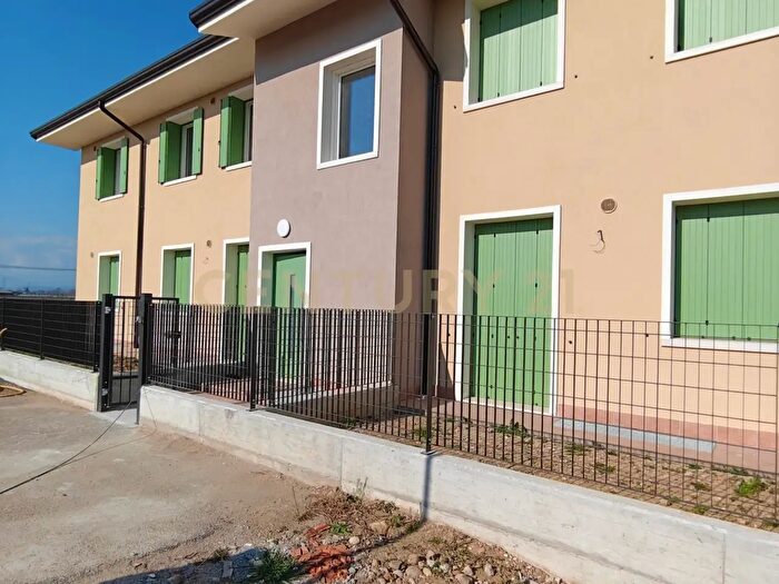 Appartamento quadrilocale in vendita in Via Toffanelle Nuove, Zevio
