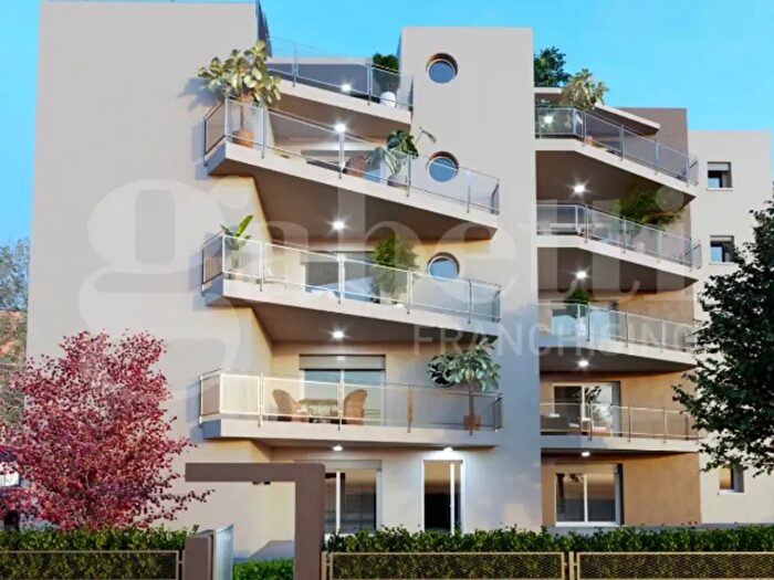 Appartamento con 5 locali in vendita in Via Bartolomeo da Varignana, Bologna