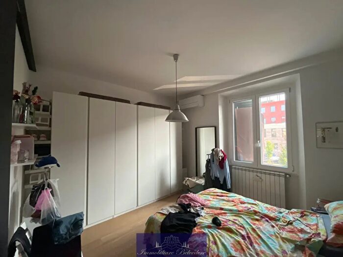 Appartamento trilocale in affitto in Via Baracca, Firenze