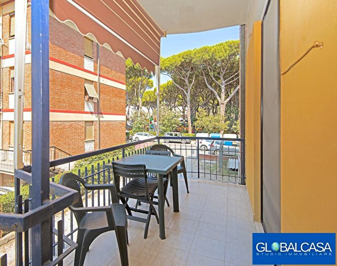 Appartamento quadrilocale in vendita in Via Maroncelli, Grosseto