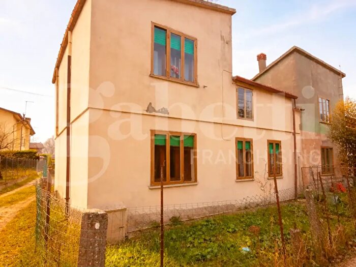 Casa con 6 locali in vendita in Boscochiaro Via Due Giugno, Cavarzere
