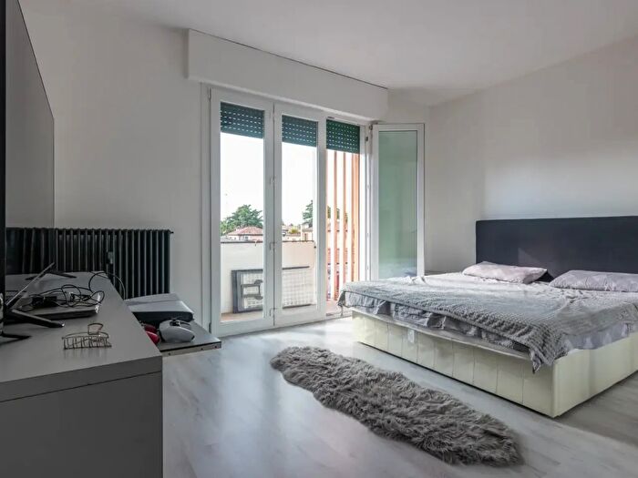Appartamento trilocale in vendita in Via Armistizio, Padova
