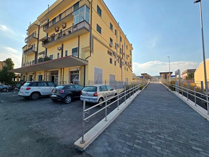 Appartamento quadrilocale in affitto in Piazza Garibaldi, Catanzaro